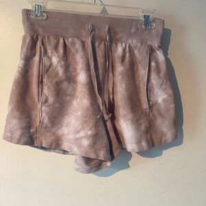 All in Motion Tan and White Athletic Shorts with Elastic Waistband